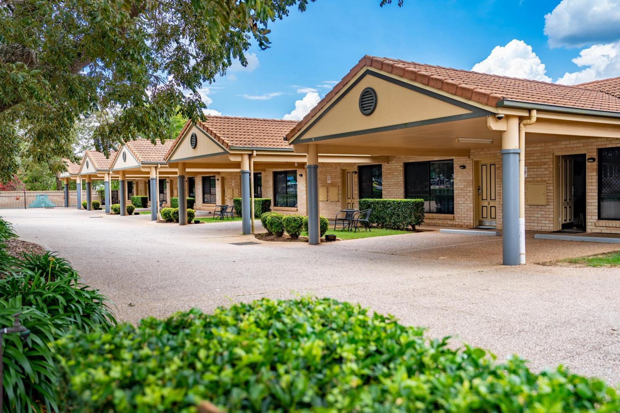 Best Western Tuscany On Tor Motor Inn Тувумба Экстерьер фото